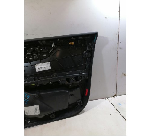 Обшивка двери передняя левая