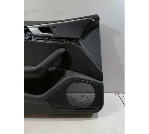 Обшивка двери передняя левая