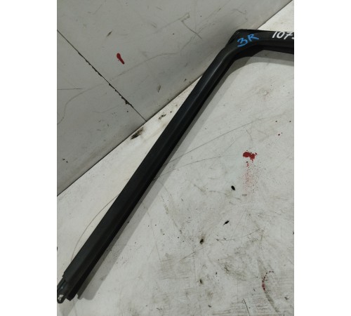 Уплотнитель стекла сдвижной двери правый