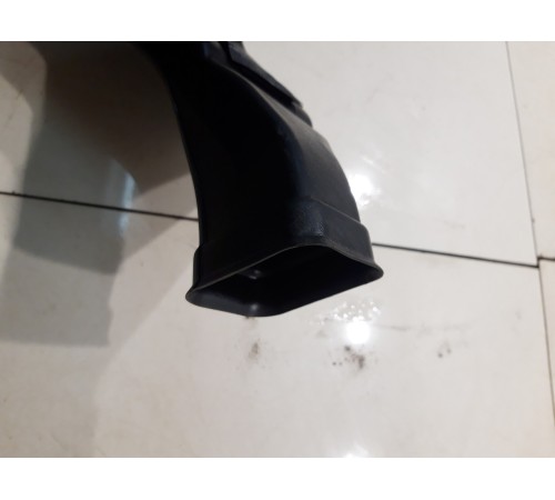 Воздуховод (левый)