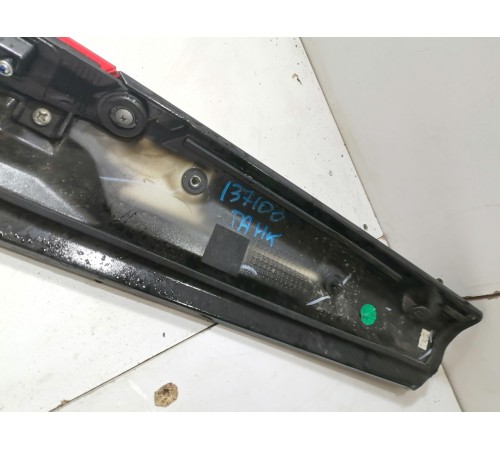 Спойлер крышки багажника