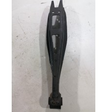 Рычаг задний правый