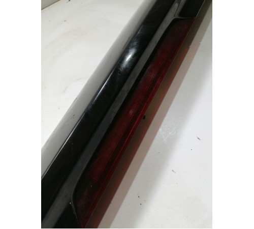 Спойлер крышки багажника