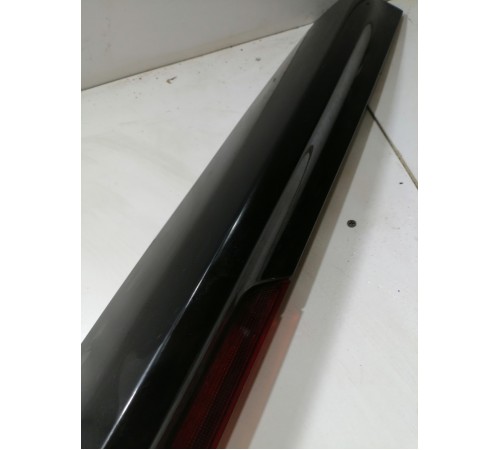 Спойлер крышки багажника