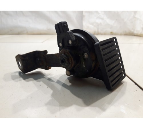 Звуковой сигнал (правый)