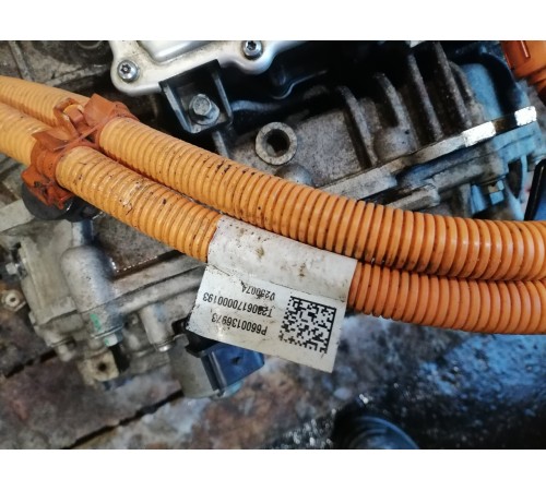 Передний электродвигатель