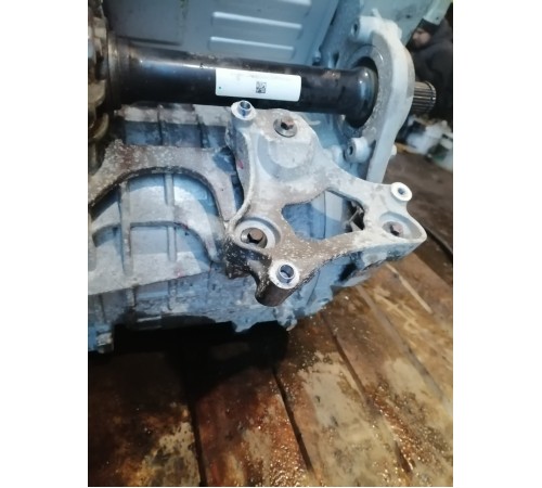 Передний электродвигатель