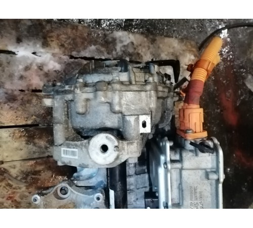 Передний электродвигатель