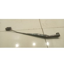 Поводок стеклоочистителя (левый)