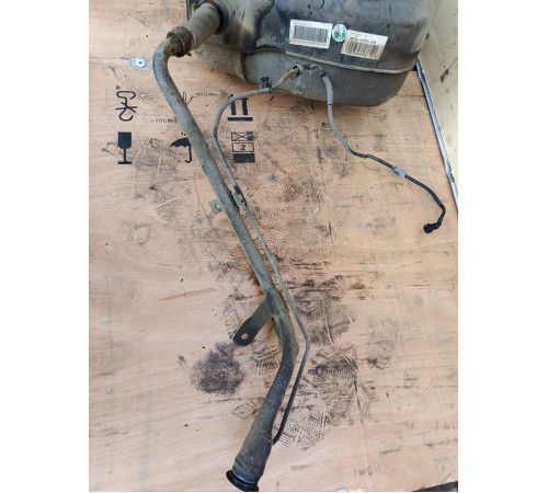 Бак топливный