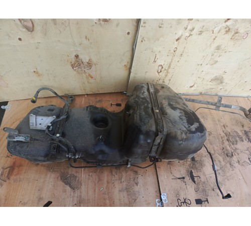 Бак топливный