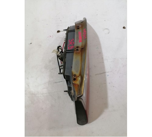 Фонарь крышки багажника правый