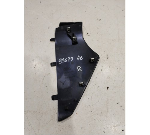 Накладка торпедо боковая(правая)