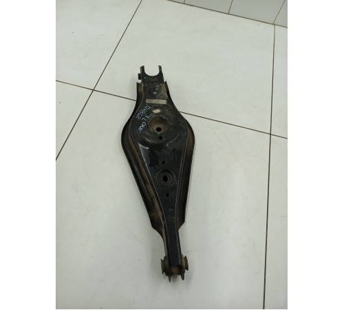 Рычаг подвески задний левый под пружины