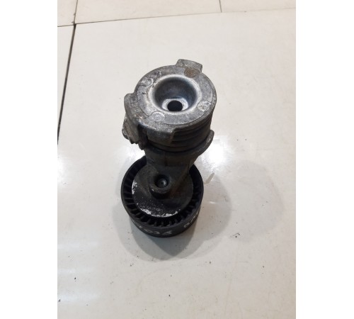 Ролик-натяжитель