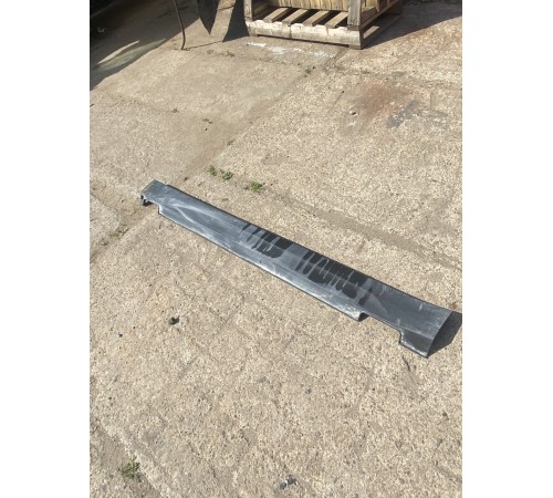 Накладка порога левая