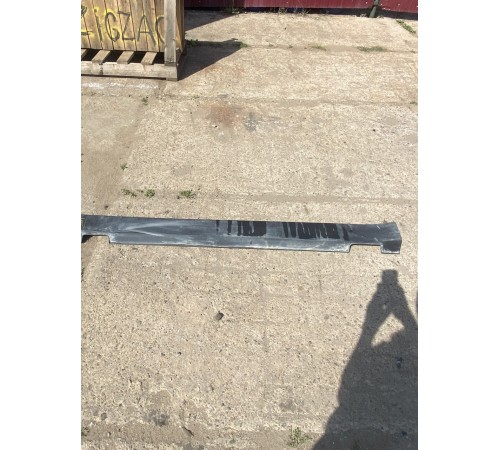 Накладка порога левая