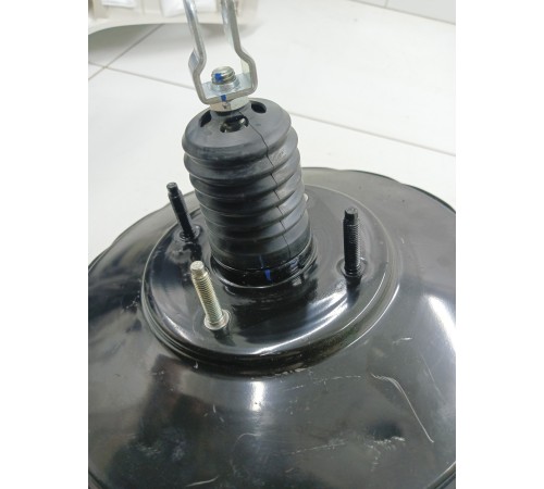 Вакуумный усилитель тормозов