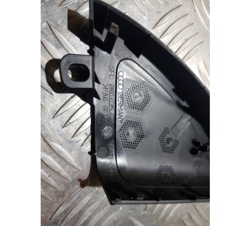 Накладка в салоне перед. лев.