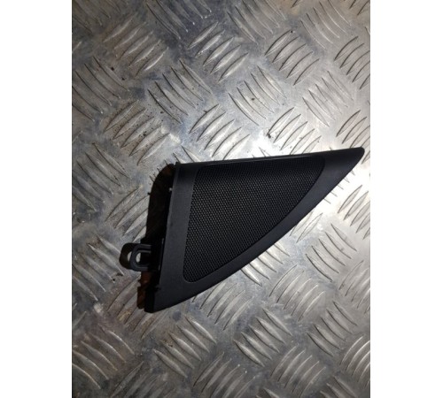 Накладка в салоне перед. лев.