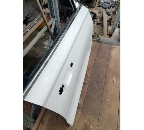 Дверь передняя правая