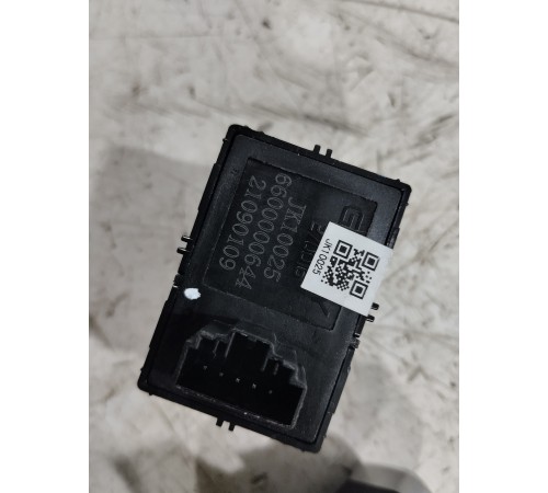 Кнопка стеклоподъёмника