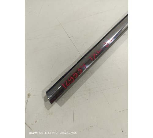 Уплотнитель стекла задний левый внешний