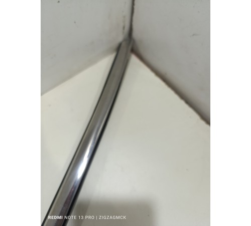 Уплотнитель стекла задний левый внешний