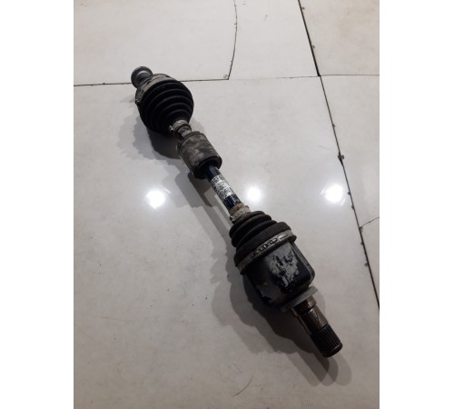 Привод(полуось) передний левый