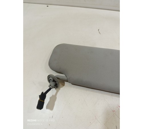 Козырек солнце защитный левый