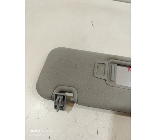 Козырек солнце защитный левый