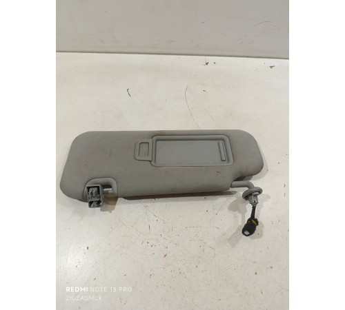 Козырек солнце защитный левый