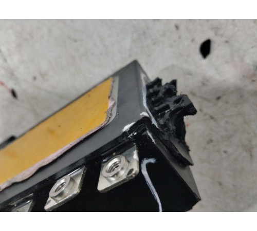 Регулятор напряжения (электронный блок управления)