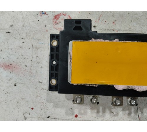 Регулятор напряжения (электронный блок управления)