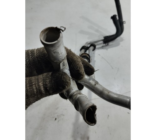 Патрубки системы охлаждения (металлические)