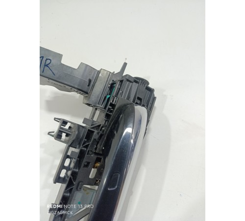 Ручка двери передняя правая внешняя