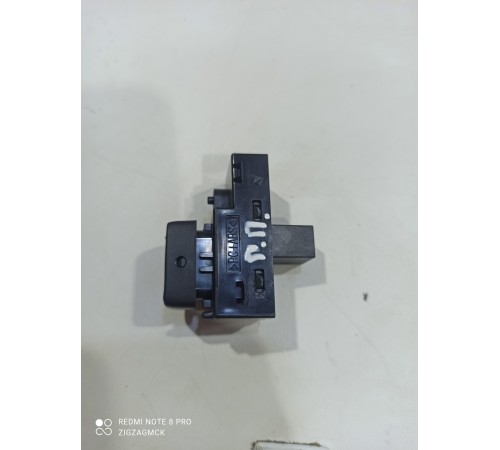 Кнопка блокировки дверей