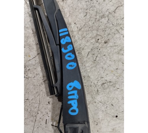 Поводок стеклоочистителя задний