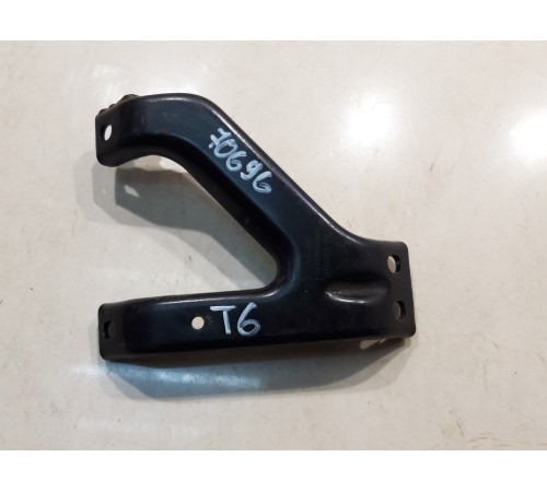 Кронштейн ролика натяжителя