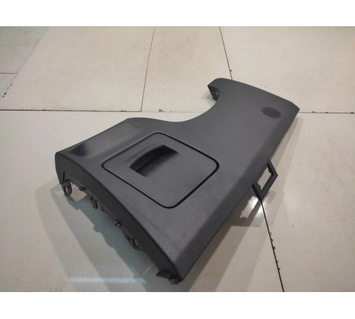 накладка торпеды (левая нижняя)