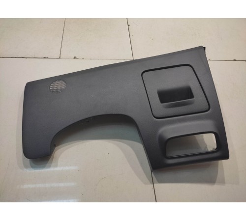 накладка торпеды (левая нижняя)