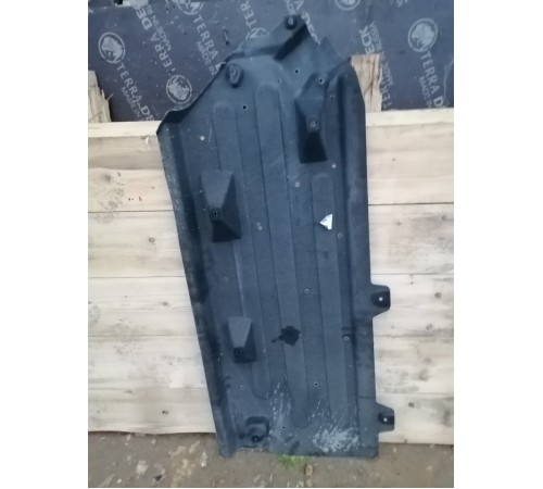 Защита антигравийная передняя левая