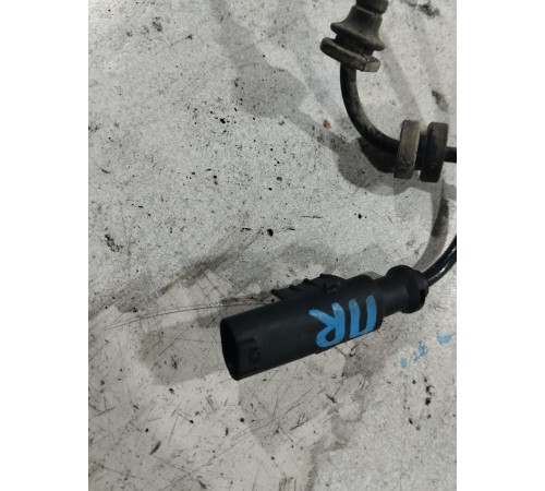 Датчик ABS передний правый