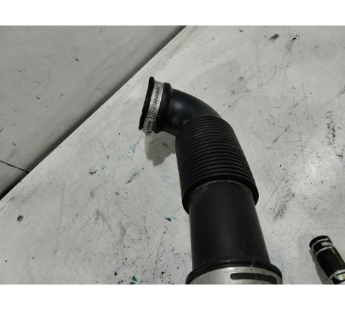 Патрубок воздушного фильтра