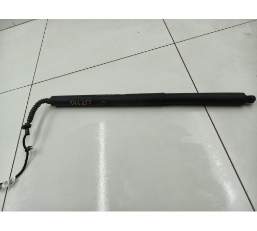 Амортизатор багажника правый