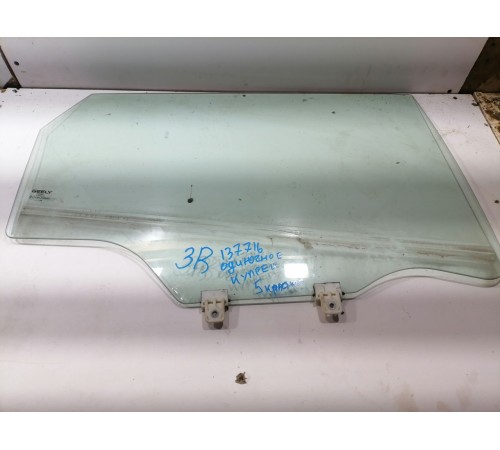 Стекло двери заднее правое