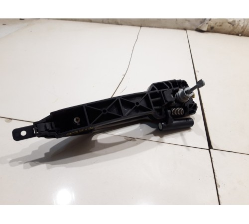 Ручка двери (передняя левая внешняя)