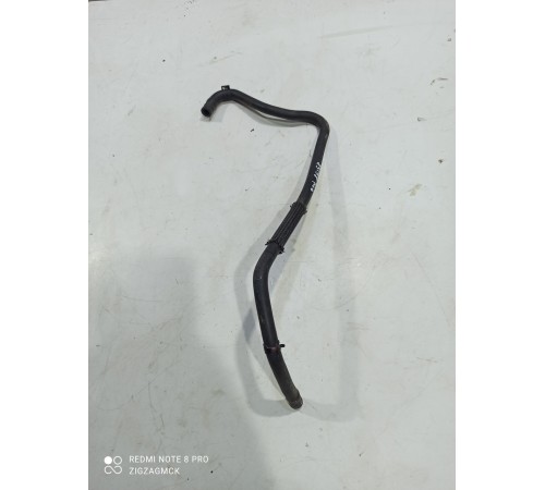 Патрубок системы охлаждения