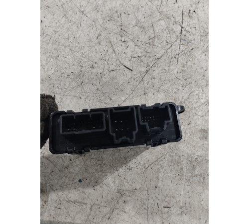 Блок управления крышкой багажника