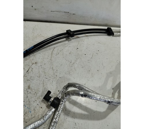 Трубка топливная